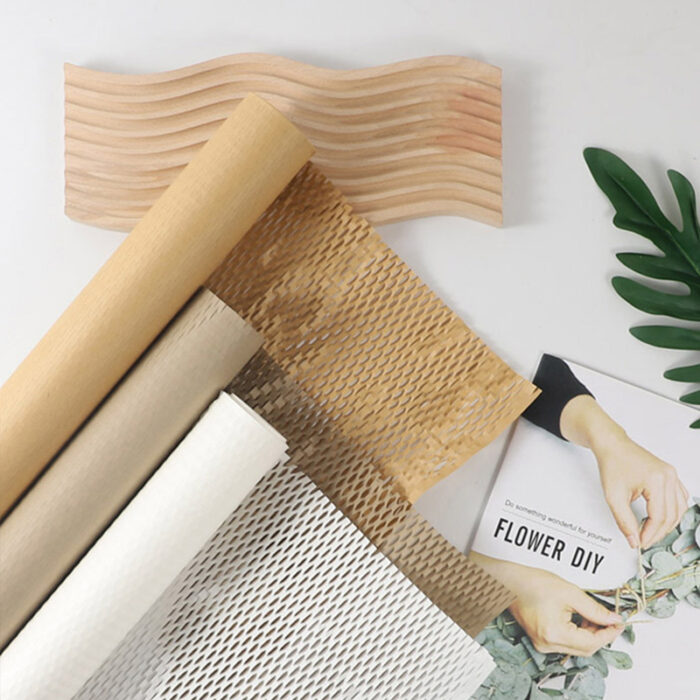 1 Hollow Heart Mesh Wrapping Paper - Image 1